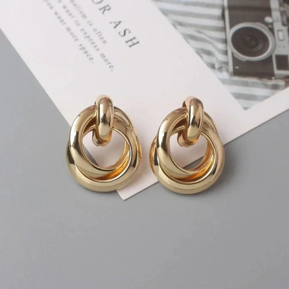 Gold or Silver Minimalist Large Knot Earring Statement Stud Earrings - Picture 2 of 6